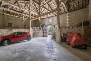 A vendre Beau logis du 16ieme, entiérement rénové