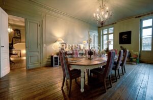 Vivre et recevoir au bord de la Dordogne – Hôtel particulier à Sainte-Foy-la-Grande