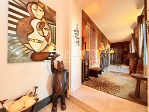 Élégance Intemporelle au Bord de la Charente