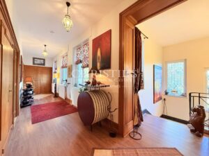 Élégance Intemporelle au Bord de la Charente