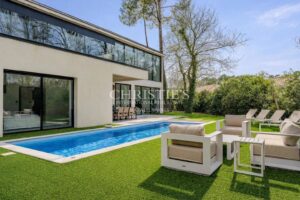 PYLA SUR MER - LUMINEUSE VILLA  AVEC PISCINE