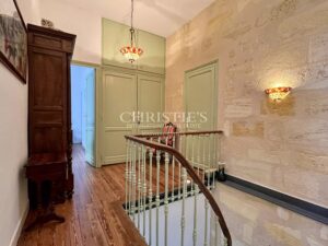 BORDEAUX CAUDERAN : Belle maison 6 chambres avec dépendance, garages et jardin