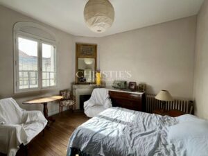 Le Bouscat / Maison en pierre à rénover avec jardin