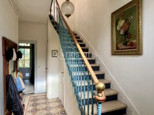 Le Bouscat / Maison en pierre à rénover avec jardin