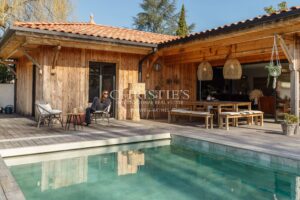 Contemporary house built in 2023 + barn to renovate (200 m2), 3 bedrooms, 1 office