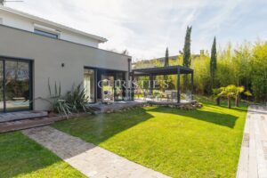 Exceptional house in one of Bouliac's most sought-after neighborhoods