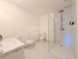 Domaine de Caractère avec Piscine et 14 Hectares de Nature