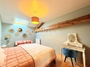 Domaine de Caractère avec Piscine et 14 Hectares de Nature