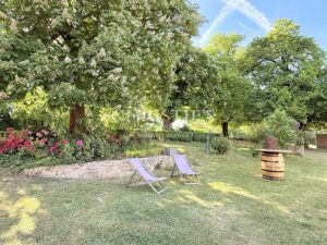 Domaine de Caractère avec Piscine et 14 Hectares de Nature