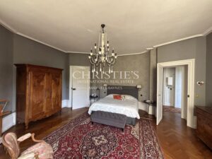 Magnificent château near Poitiers