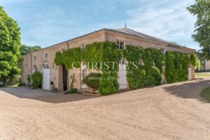 Magnifique château près de Poitiers