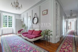 Magnifique château près de Poitiers
