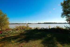 Propriété de charme avec vue sur la Dordogne – 2,9 ha d’un seul tenant