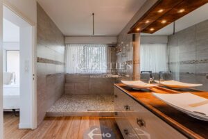 La Hume- Villa familiale avec piscine