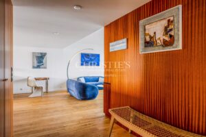 Exceptional Seafront Apartment with Panoramic Views over Arcachon Bay”