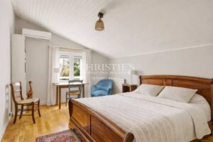 Latresne – Élégante maison familiale avec piscine et grand parc arboré à quelques minutes de Bordeaux