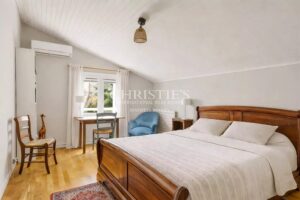 Latresne – Élégante maison familiale avec piscine et grand parc arboré à quelques minutes de Bordeaux