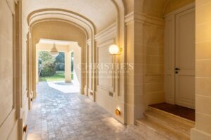 BORDEAUX – SAINT AUGUSTIN / LESCURE – EXCEPTIONAL RENOVATED PROPERTY – 700 m² GARDEN – SWIMMING POOL – 6 SUITES – PARKING