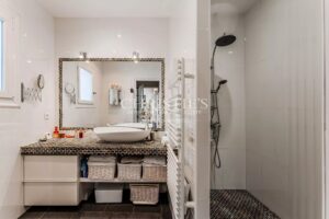 Charming 6-Room House with Pool in Pyla-sur-Mer