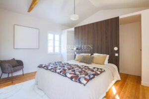 Maison de village rénovée vendue meublée