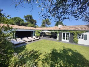 LES PORTES-EN-RE - VILLA AU DESIGN UNIQUE PROCHE PLAGE