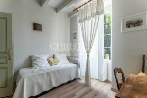 Wonderful Property with Maison de Maître, Mill and Gîtes