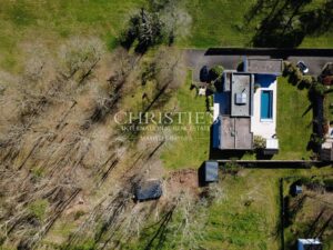 Belle villa contemporaine baignée de lumière