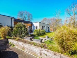 Belle villa contemporaine baignée de lumière