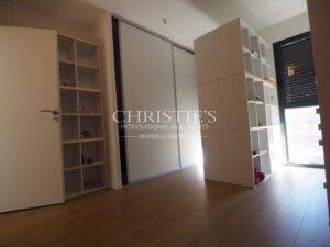 Belle villa contemporaine baignée de lumière