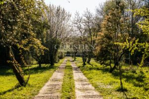 BEAUTIRAN – ELEGANT MASTER HOUSE ON THE BANKS OF THE GARONNE