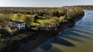 BEAUTIRAN – ELEGANT MASTER HOUSE ON THE BANKS OF THE GARONNE