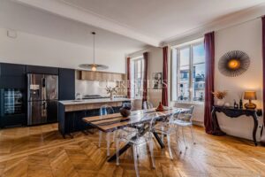 TRIANGLE D'OR - 4 CHAMBRES - ELEVATOR