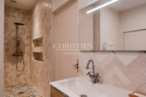 TRIANGLE D'OR - 4 CHAMBRES - ELEVATOR