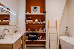 TRIANGLE D'OR - 4 CHAMBRES - ELEVATOR