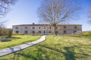 The Manoir of the Noble Lords with a Stunning Swimming Pool and Breathtaking Views