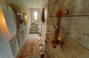 Close to Bordeaux and Saint-Émilion, a stone character house with panoramic views over the Entre-Deux-Mers hillsides