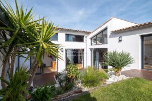 Superbe maison atypique avec vue mer – Les Grenettes