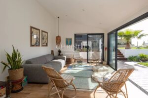 Superbe maison atypique avec vue mer – Les Grenettes