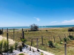 Superbe maison atypique avec vue mer – Les Grenettes