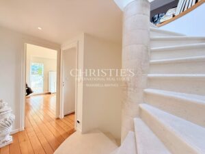 House with pool, terraced garden and studio – Angoulême centre