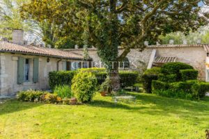 Superb 16th-Century fortified property with tourism & events potential in the heart of the Entre-Deux-Mers