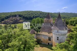 Magnificent Medieval Château in the Heart of the Dordogne