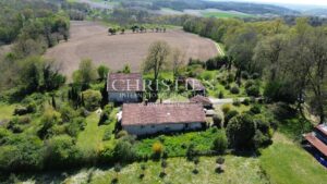 An Artist’s Retreat in Complete Seclusion – Open Views and Absolute Tranquillity