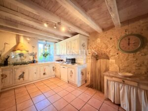 An Artist’s Retreat in Complete Seclusion – Open Views and Absolute Tranquillity