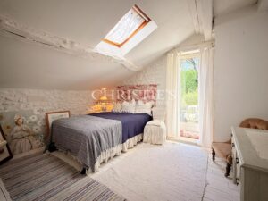 An Artist’s Retreat in Complete Seclusion – Open Views and Absolute Tranquillity