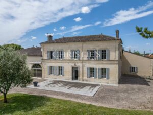 COGNAC – A VENDRE MAGNIFIQUE PROPRIETE VITICOLE