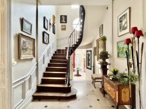 Fabulous Neo-Classical town mansion in the heart of Saumur