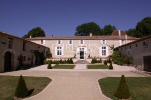 Très beau domaine viticole en Agriculture Biologique AOC Montravel, Haut-Montravel et Côtes de Bergerac