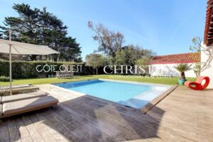 À vendre Bidart - Villa avec piscine au calme absolu avec vue sur l'océan
