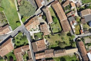 Manoir historique au cœur de Tusson, village d’exception en Charente